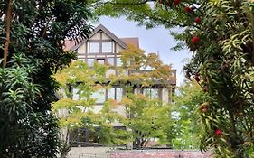 Cecil Bacon Manor
